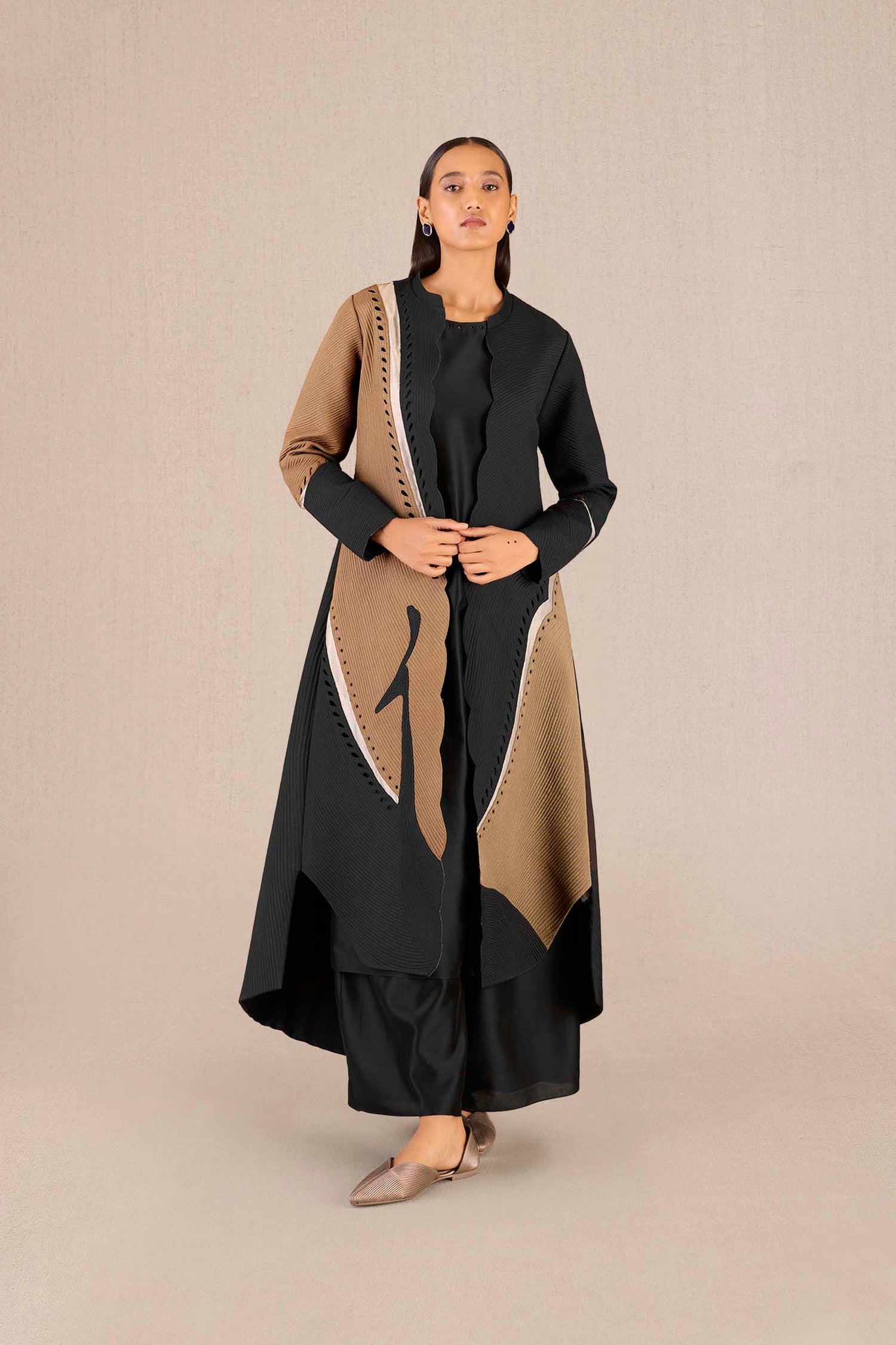 Chanderi Asira Jacket Set – Black