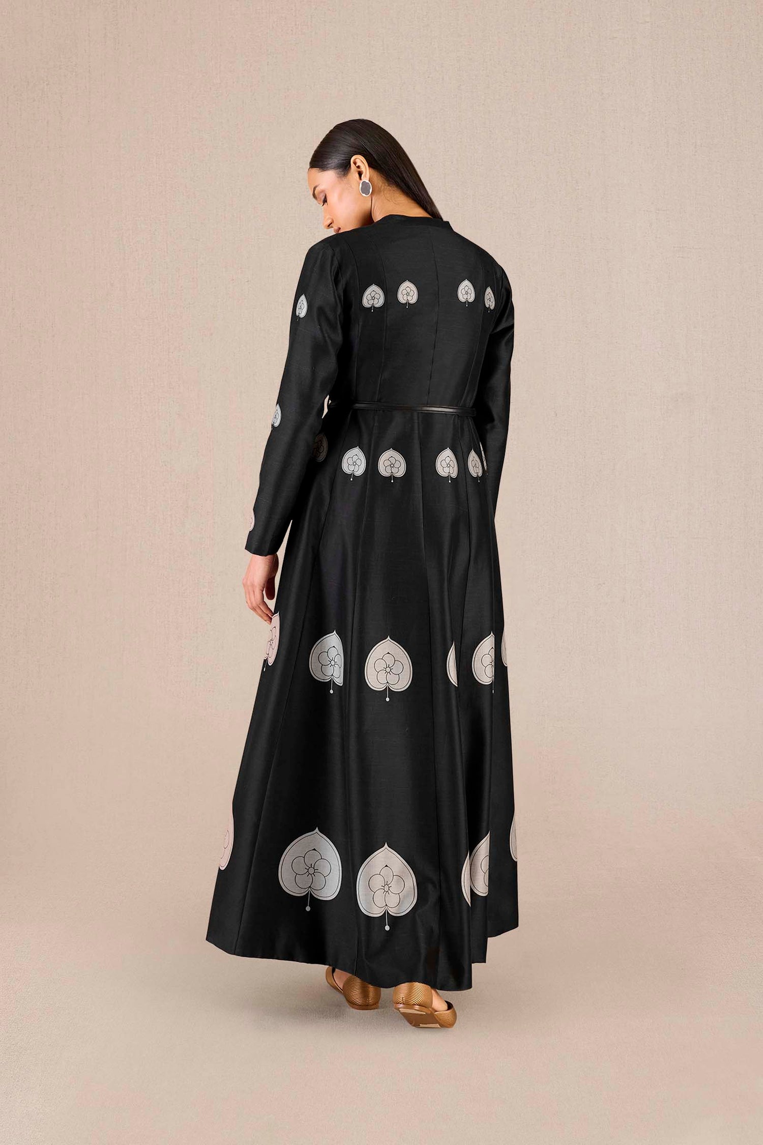Chanderi Aresha Jacket Set – Black
