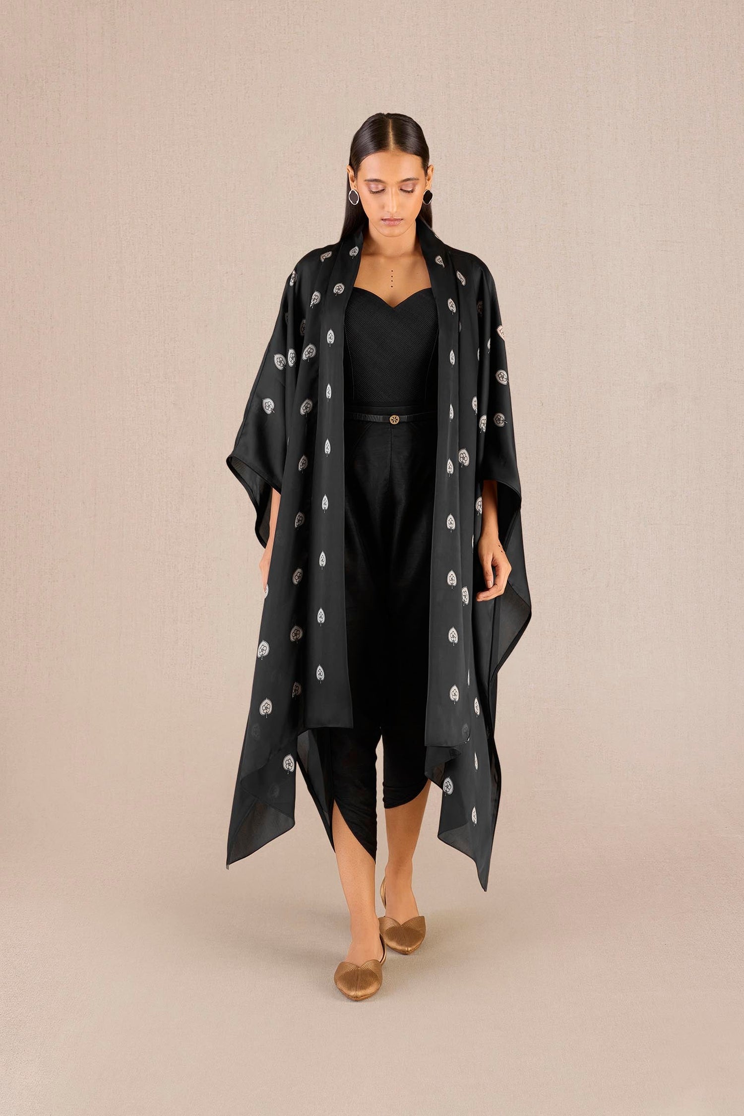 Organza Umaya Cape Set – Black