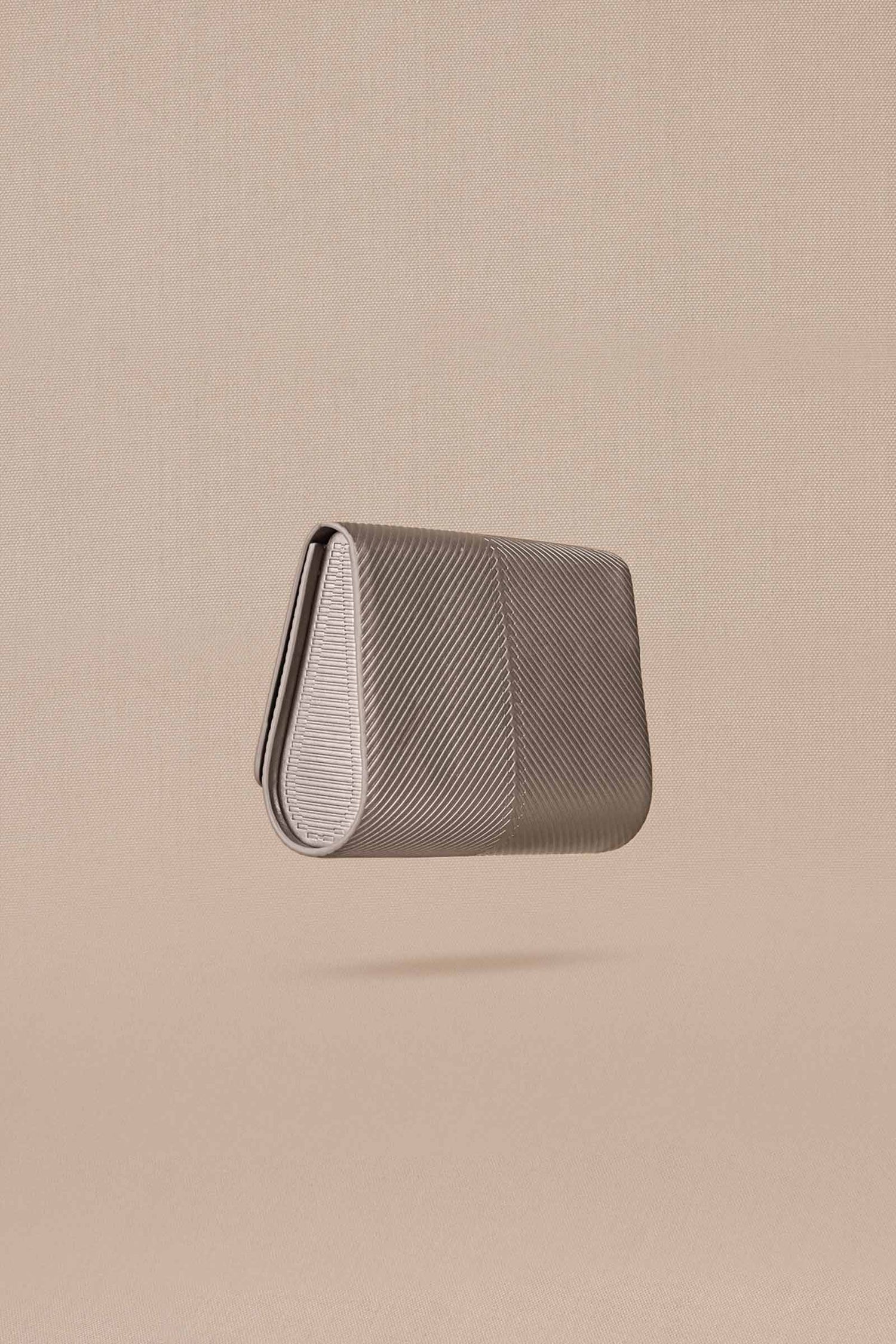 Faux Leather Zehra Clutch – Metallics