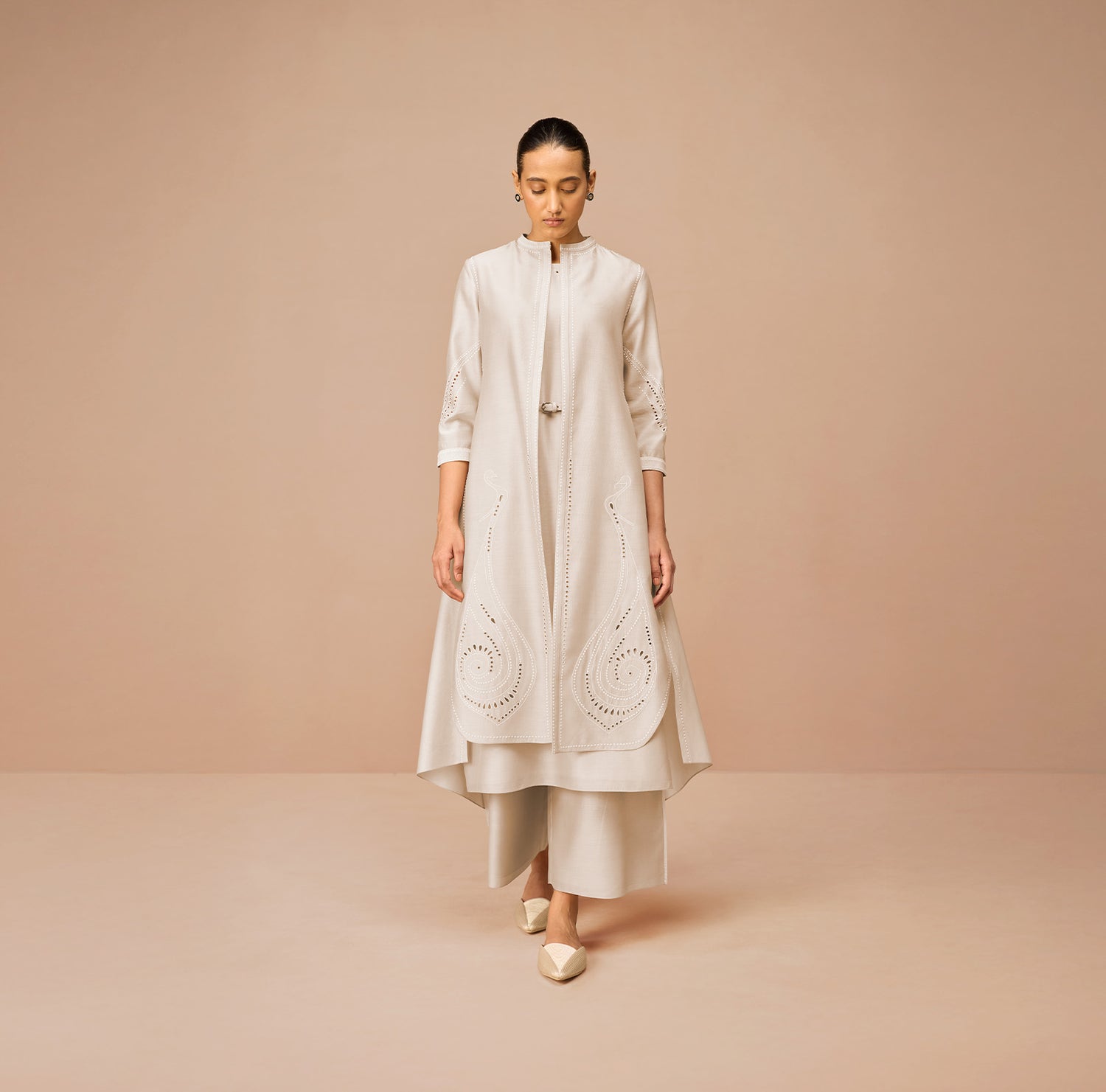 Chanderi Anais Jacket Set – Beige