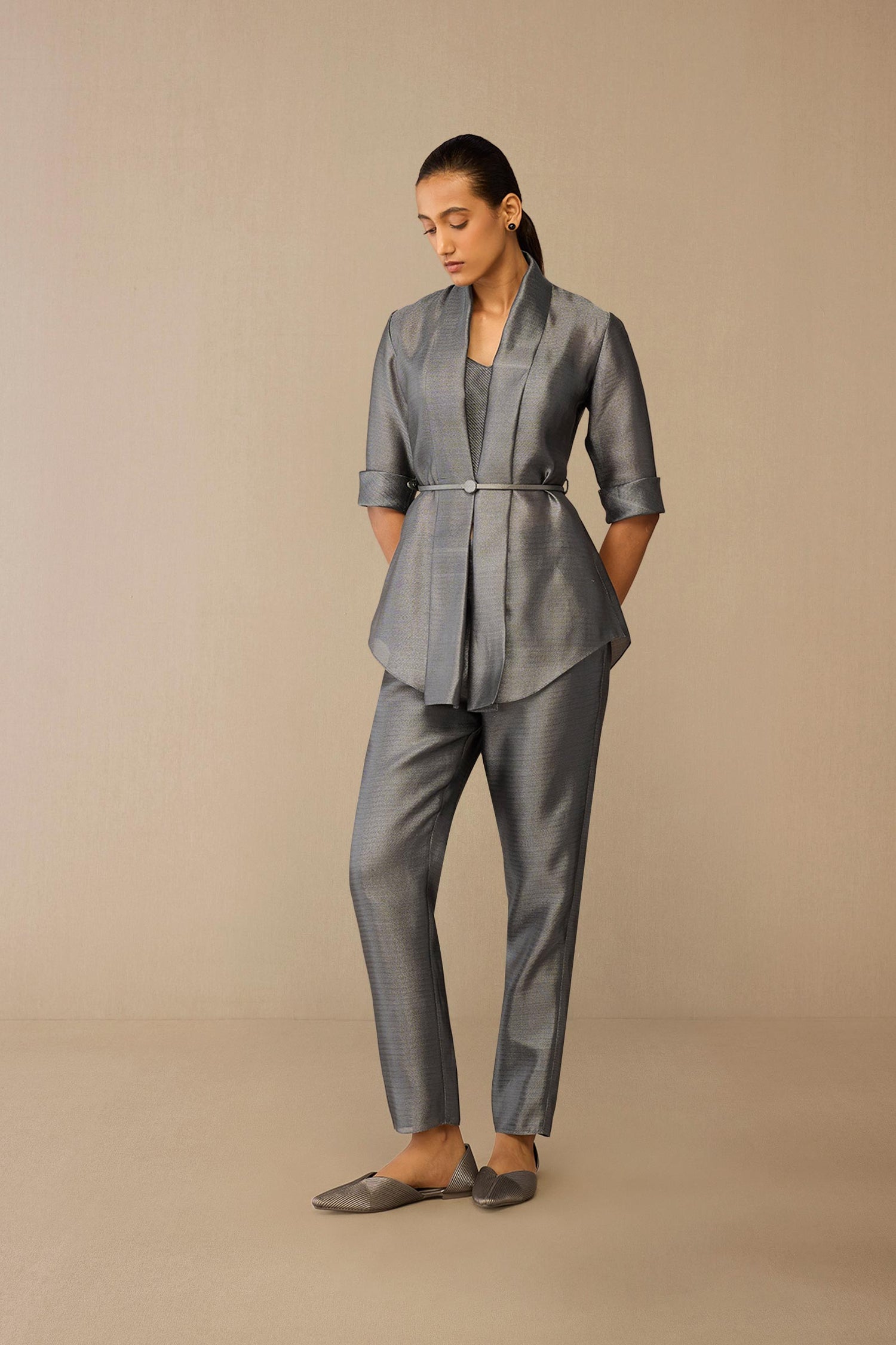 Brocade Idalia Cape Set – Grey