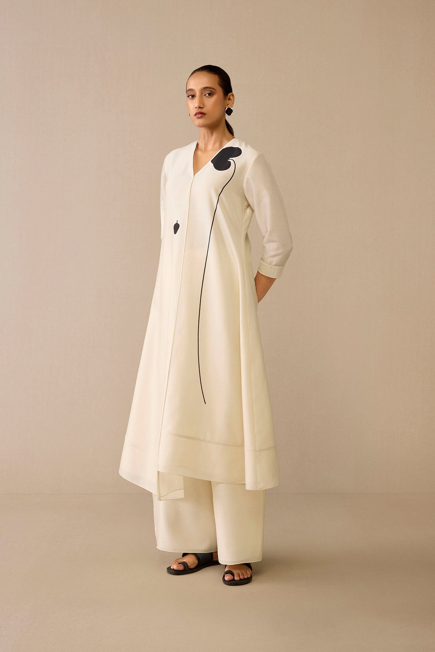 Chanderi Dilruba Kurta Set – Ivory