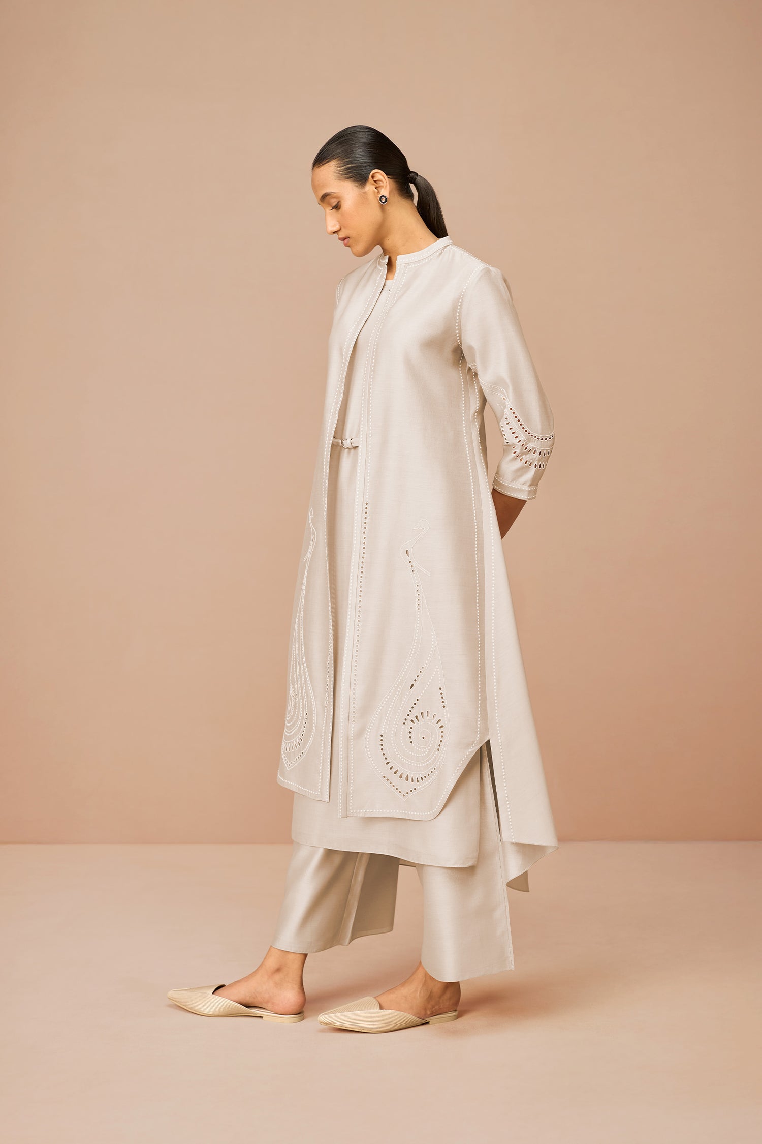 Chanderi Anais Jacket Set – Beige