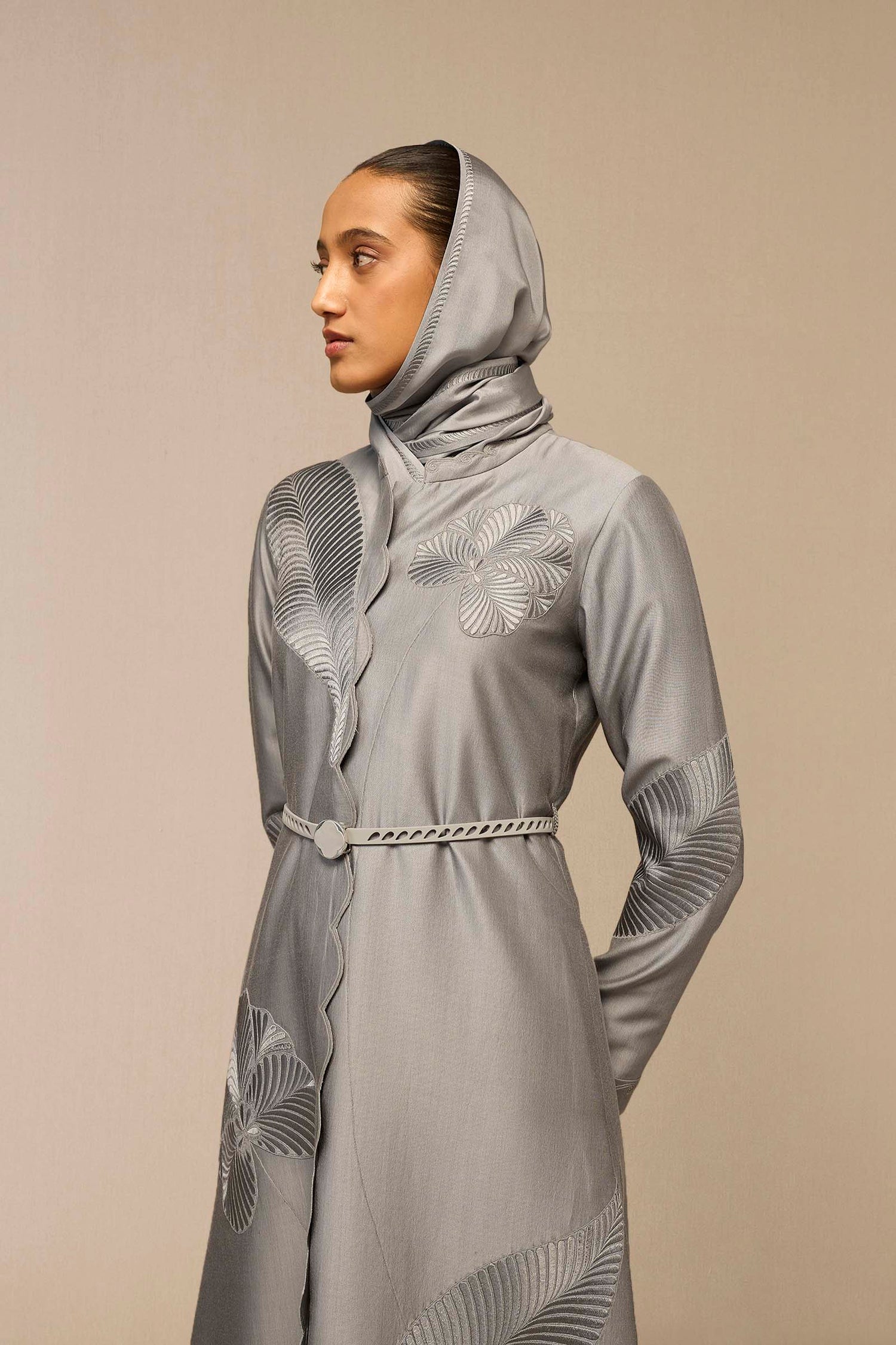 Chanderi Gul Abaya – Grey