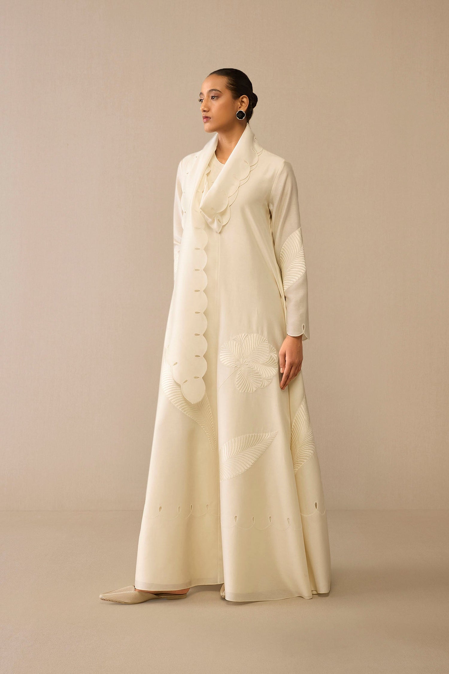 Chanderi Zainat Abaya – Ivory