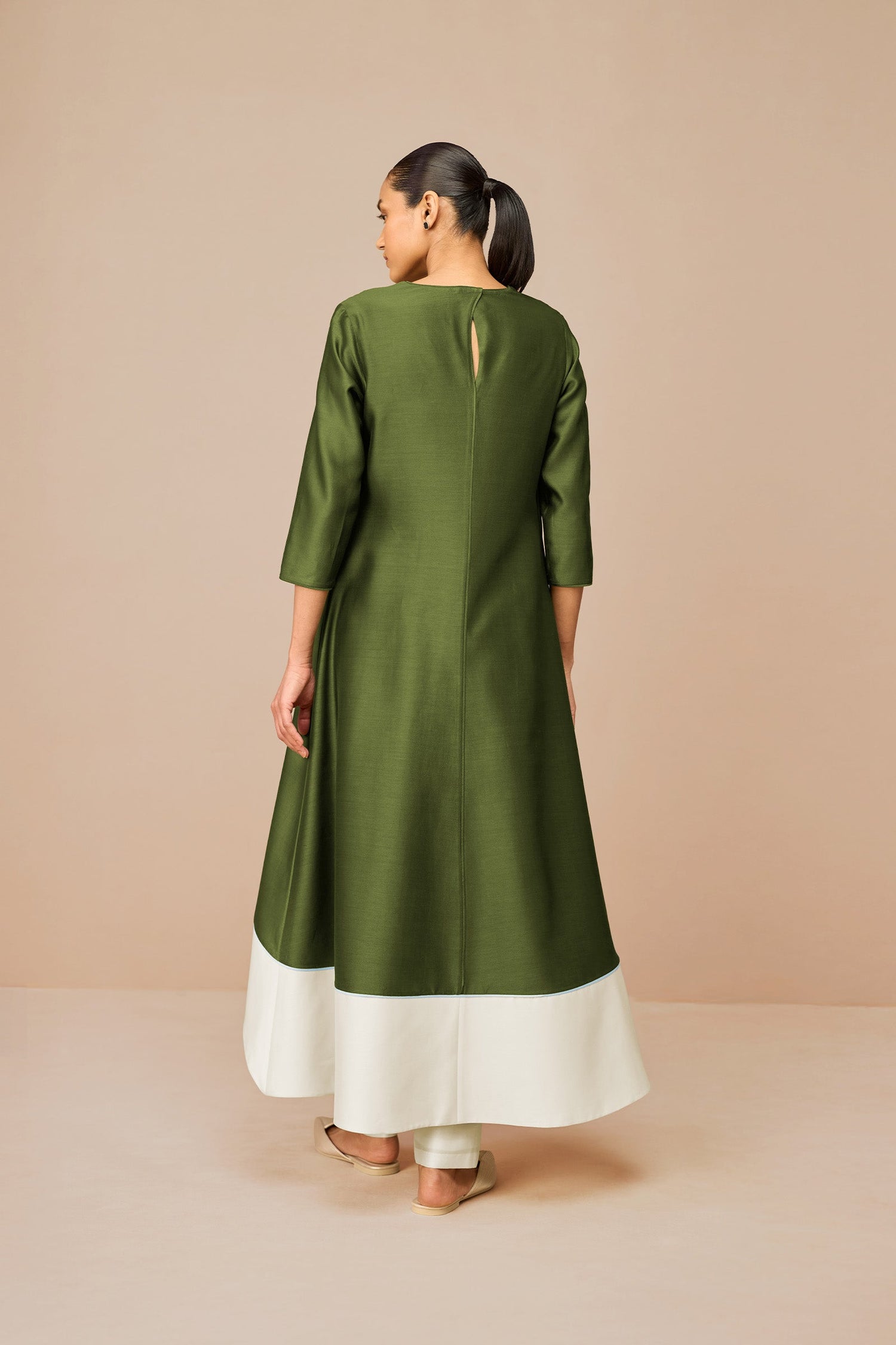 Chanderi Tasia Kurta Set – Green
