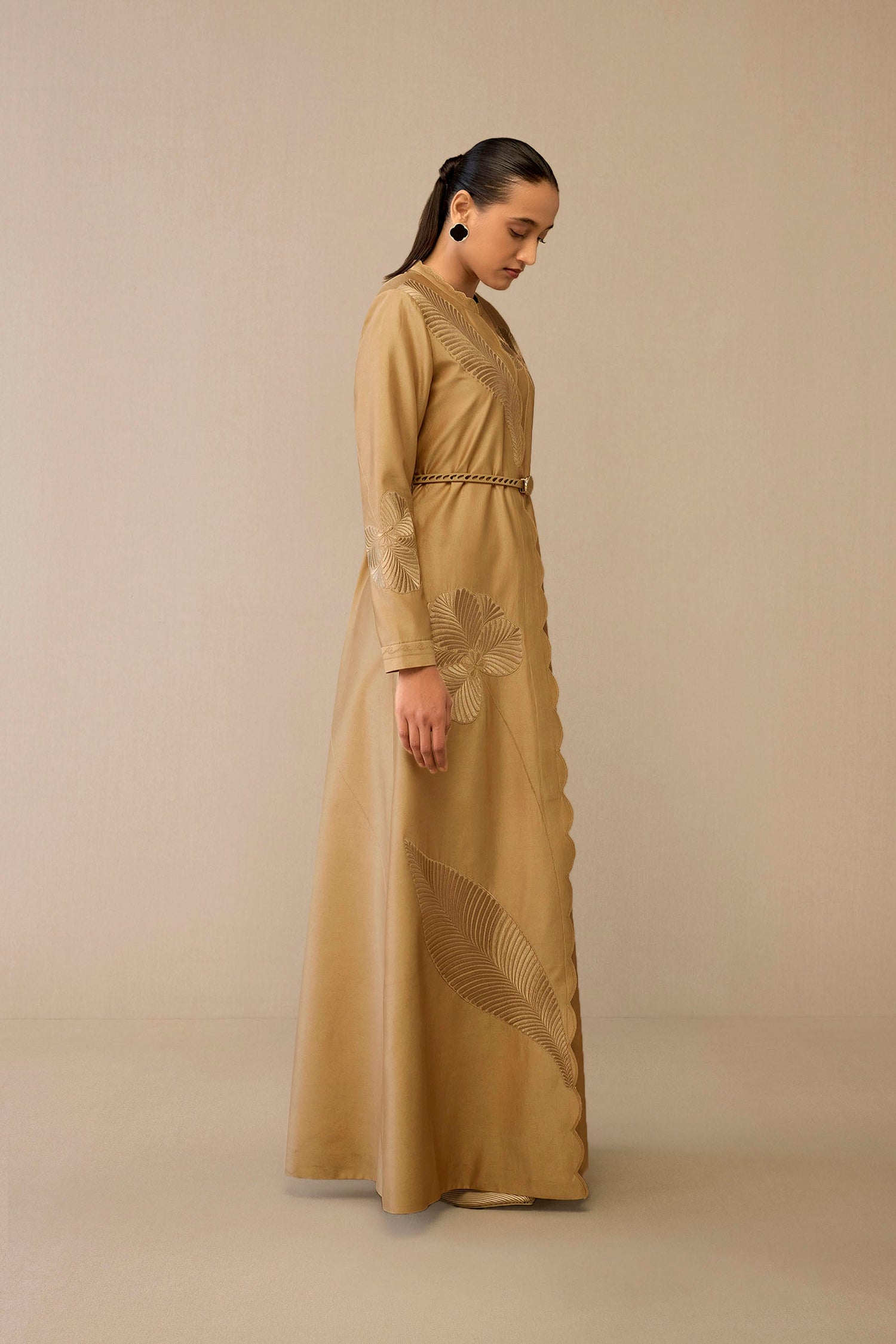 Chanderi Gul Abaya – Beige