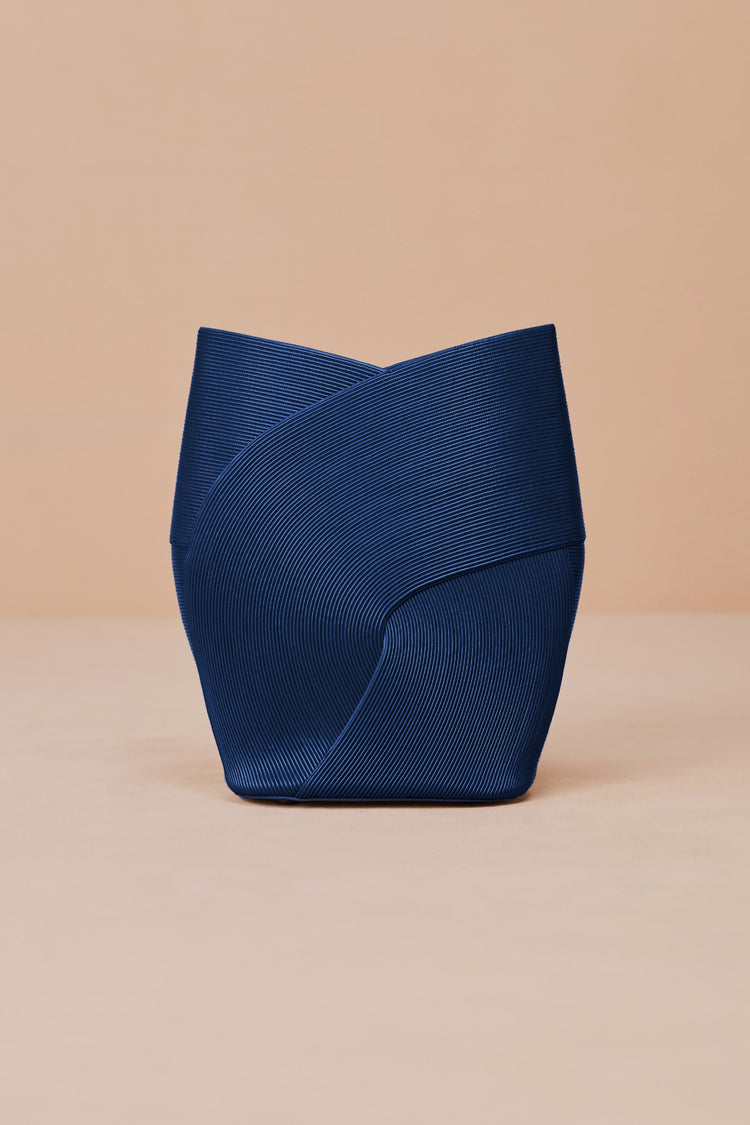 Ilian Shoulder Bag