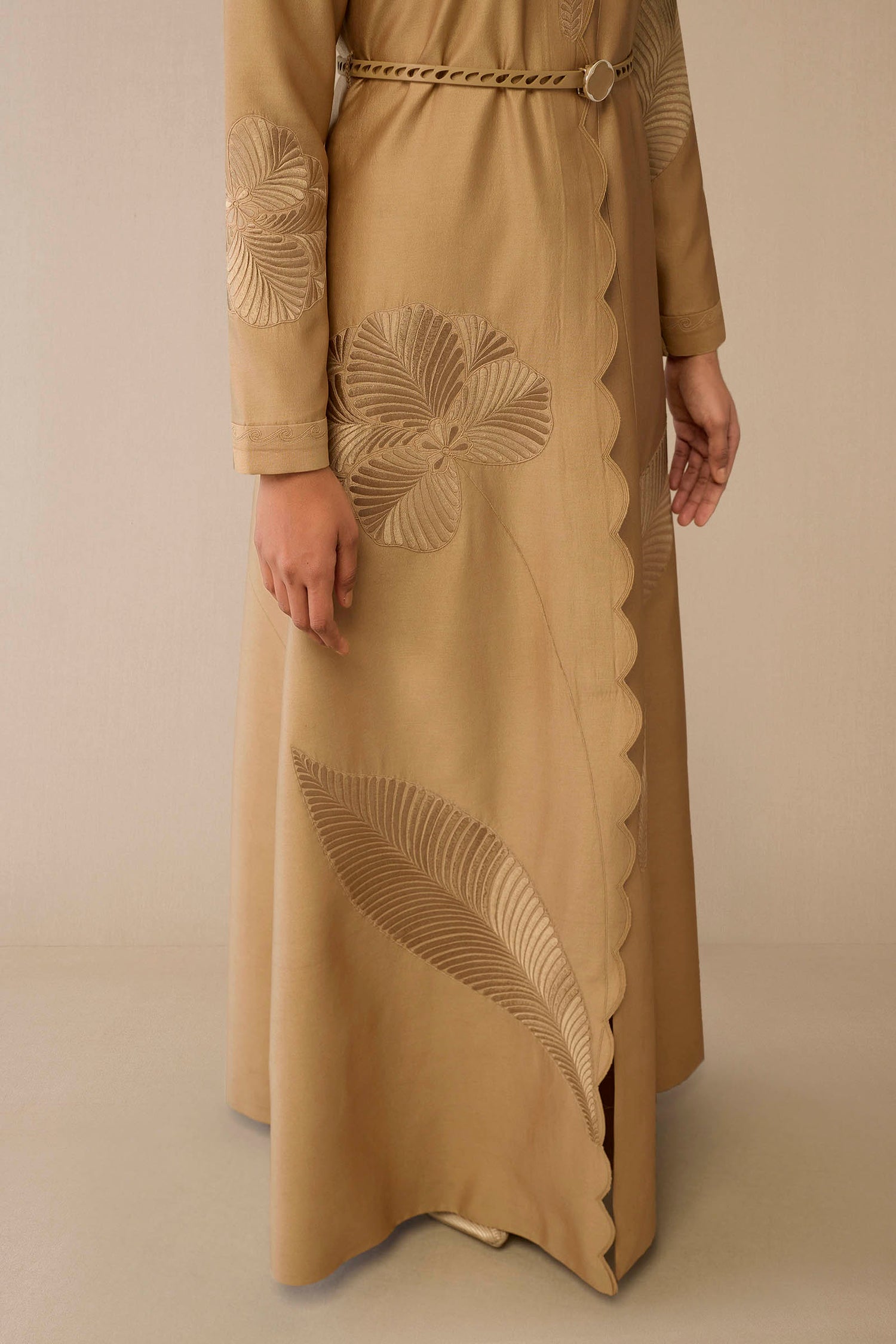 Chanderi Gul Abaya – Beige