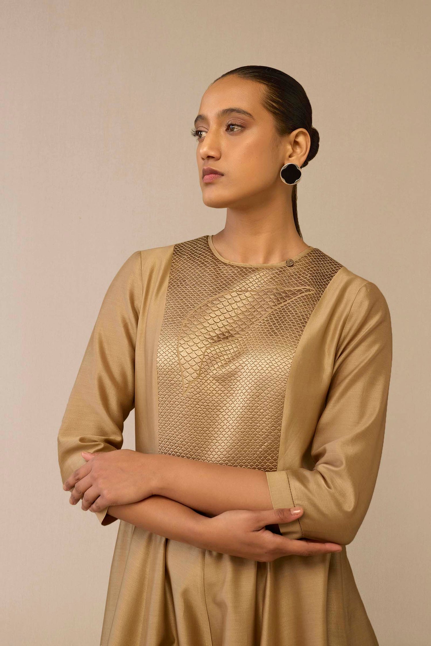 Chanderi Dilana Kurta Set – Beige