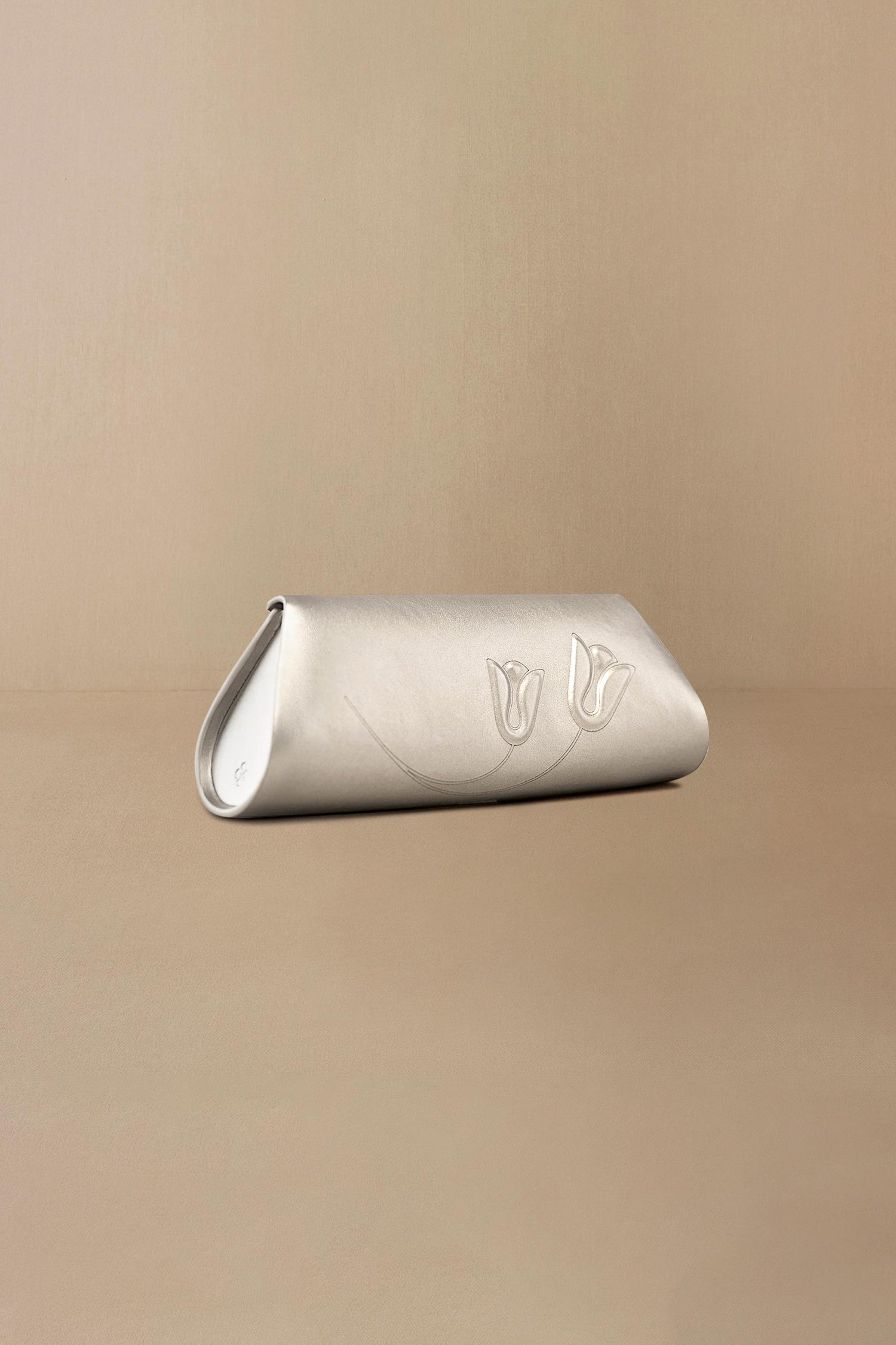 Faux Leather Siara Clutch – Metallics