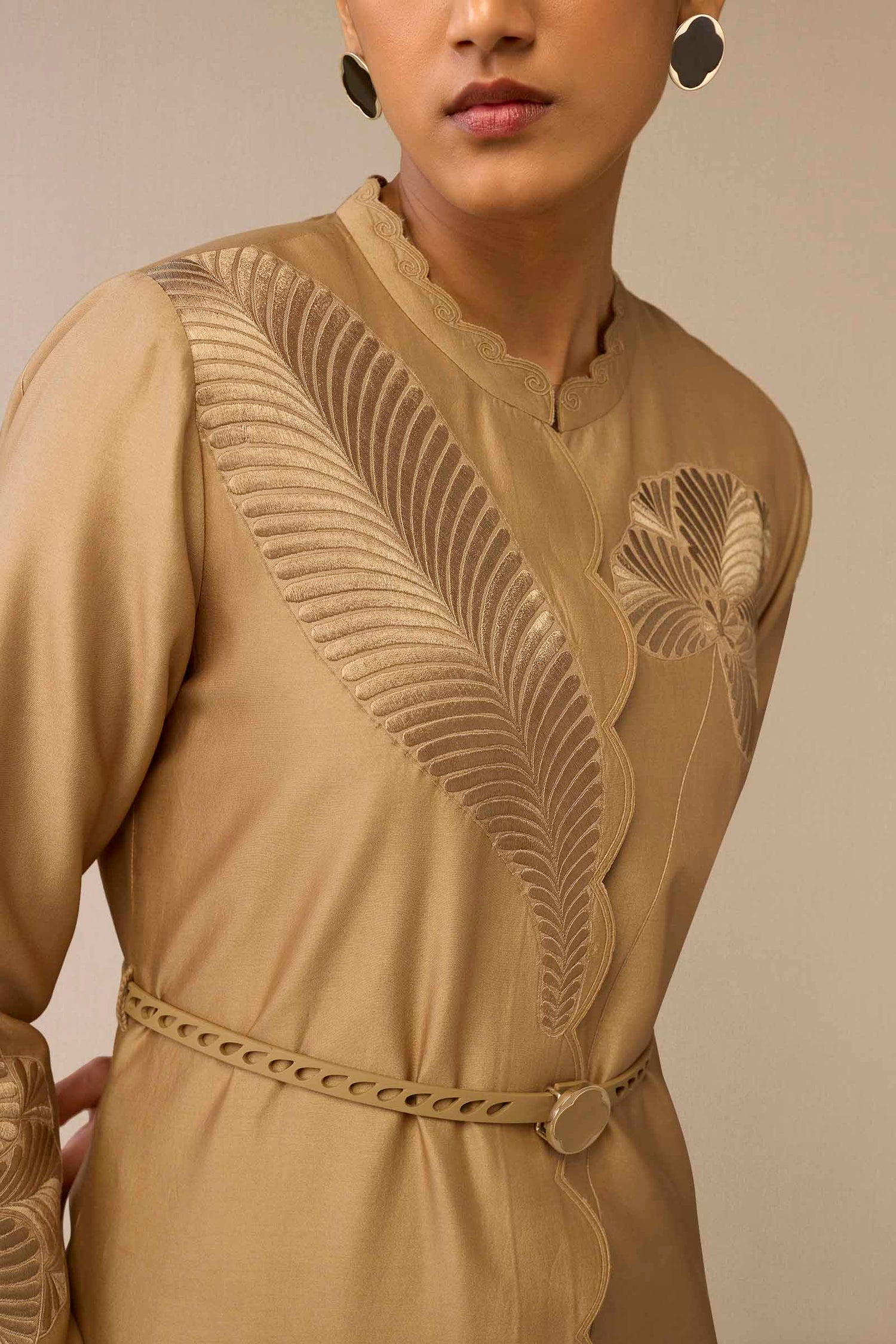 Chanderi Gul Abaya – Beige