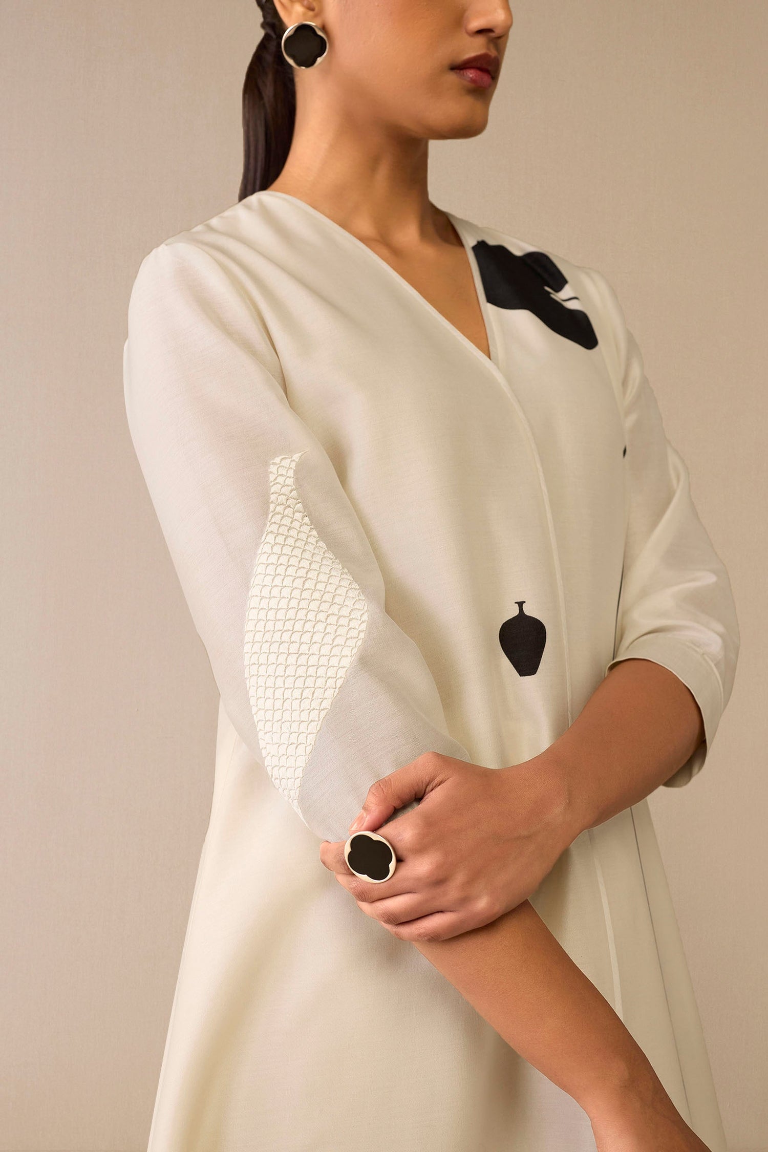 Chanderi Dilruba Kurta Set – Ivory