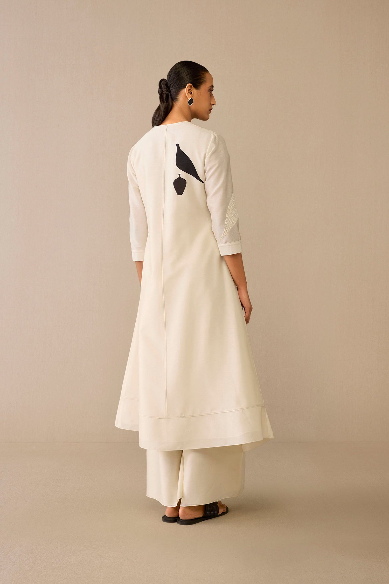 Chanderi Dilruba Kurta Set – Ivory