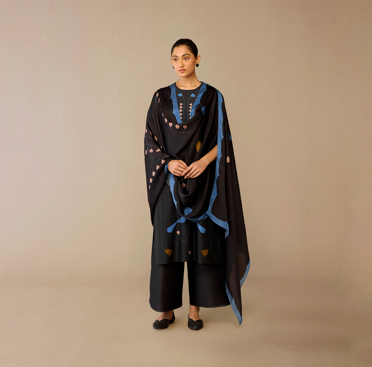  Chanderi Shaza Kurta Set – Black