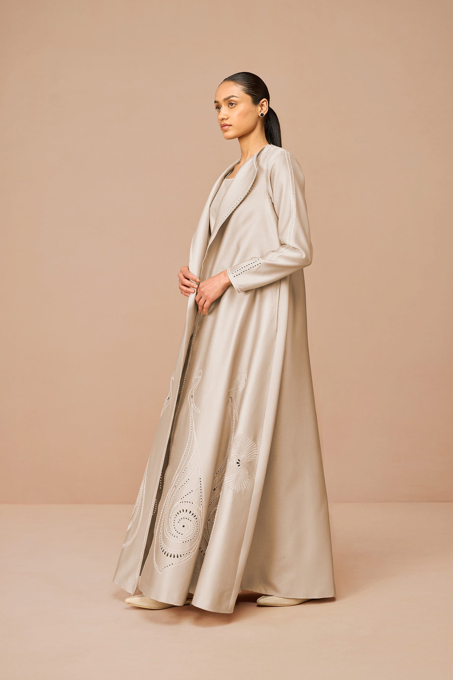  Chanderi Raysa Jacket Set – Beige