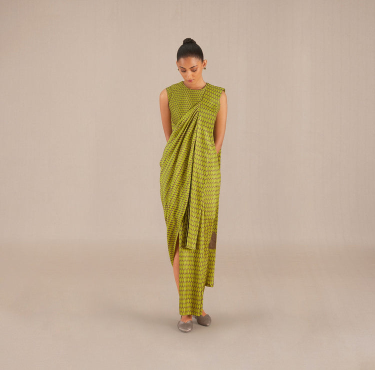 Ainaz Saree - Leaf