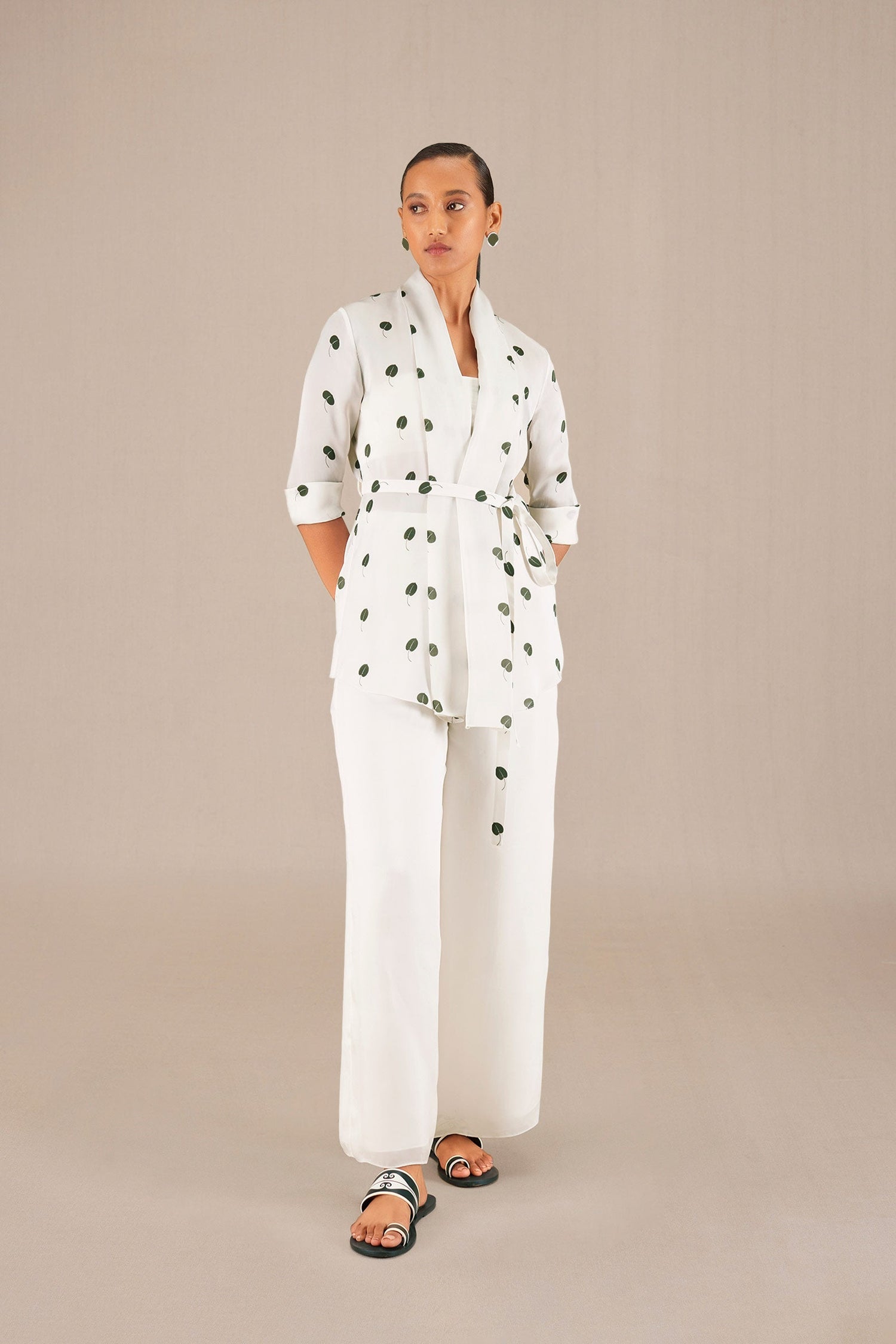 Elian Cape Set - Ivory 