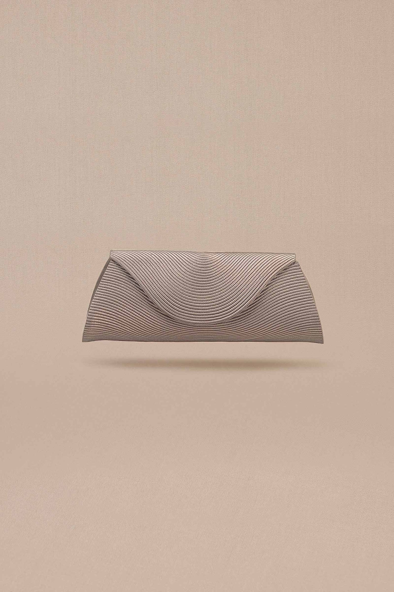 Ida Clutch - Metallic Toose 