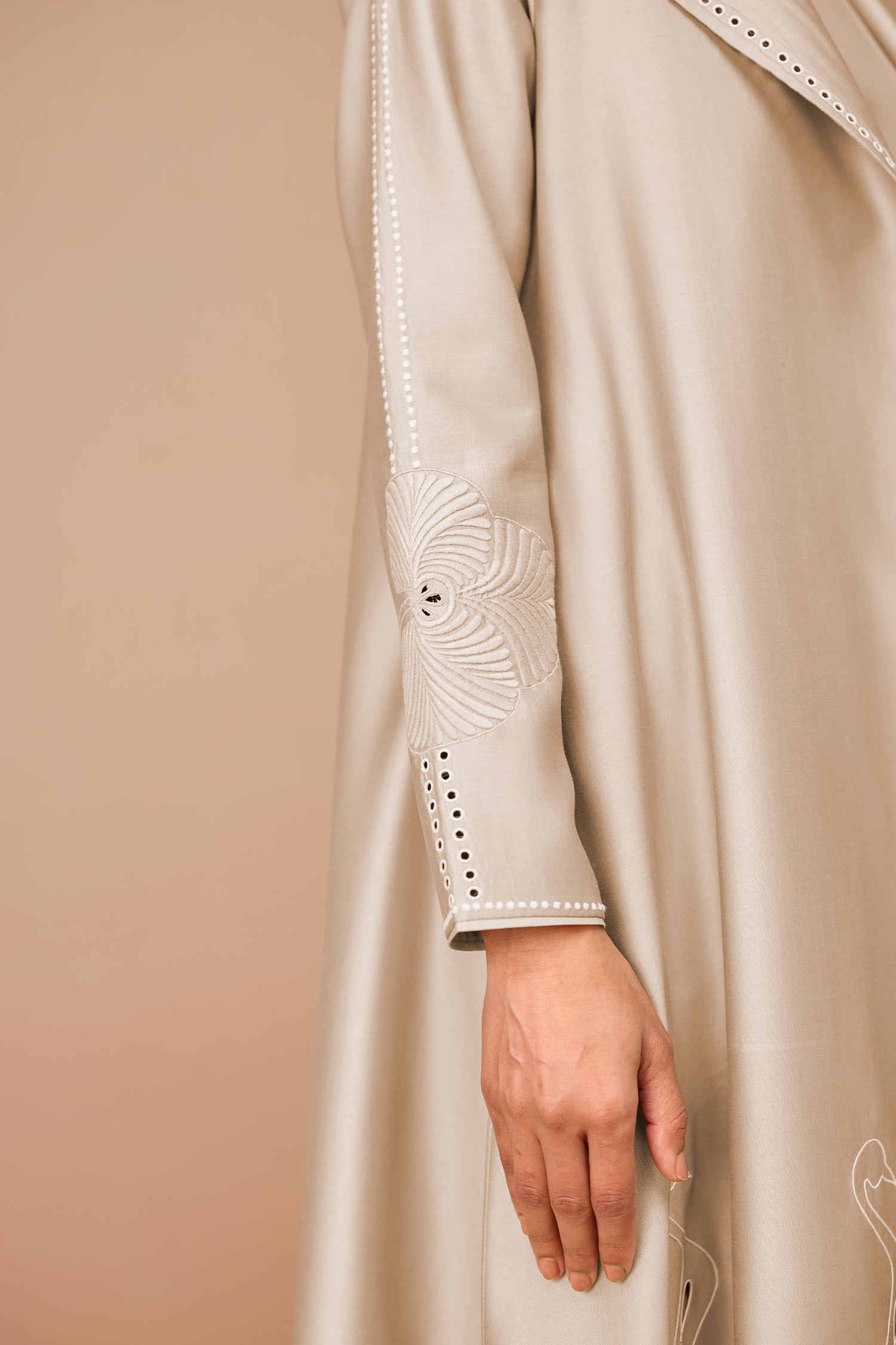  Chanderi Raysa Jacket Set – Beige