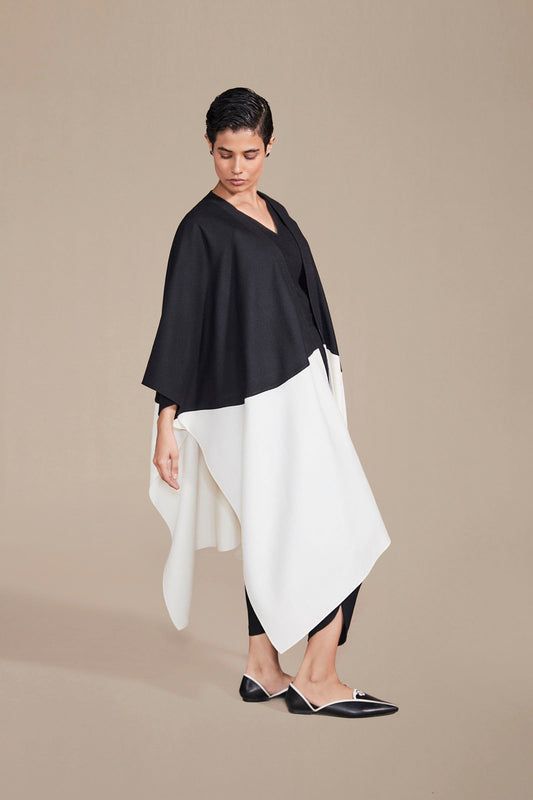 Wool Jenna Cape Set – Black