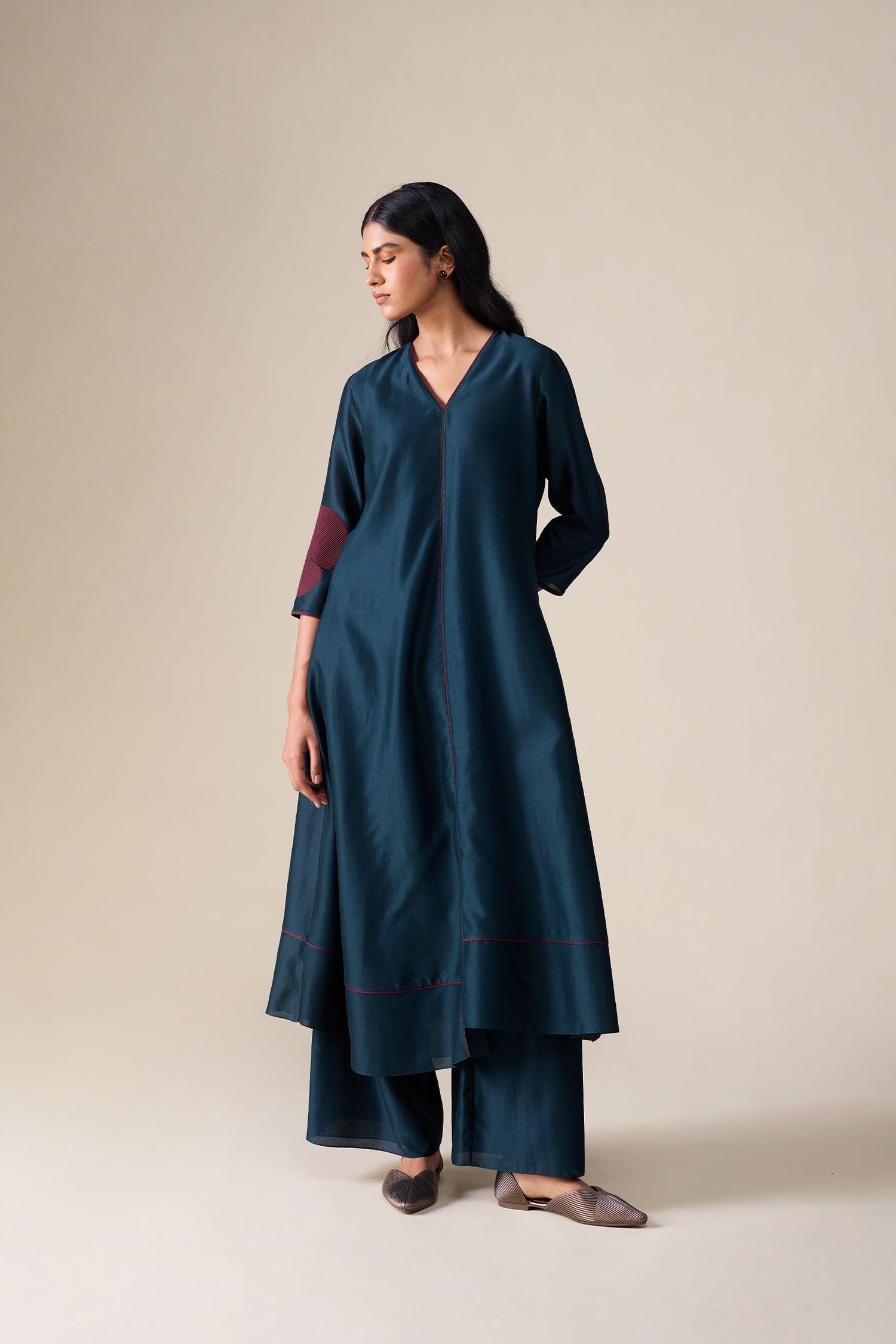  Chanderi Milap Kurta Set – Black