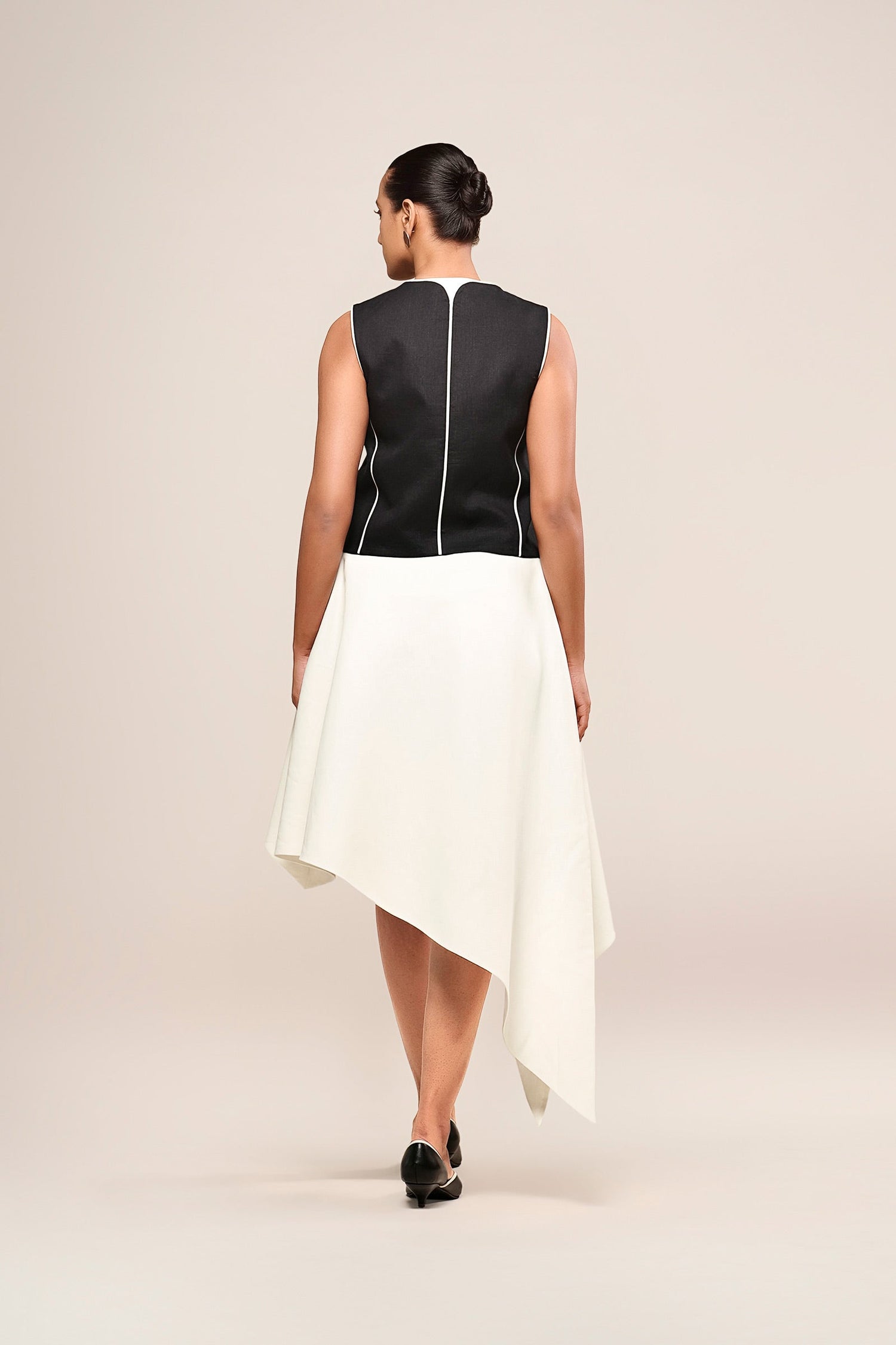  Linen Rumi Waistcoat – Black