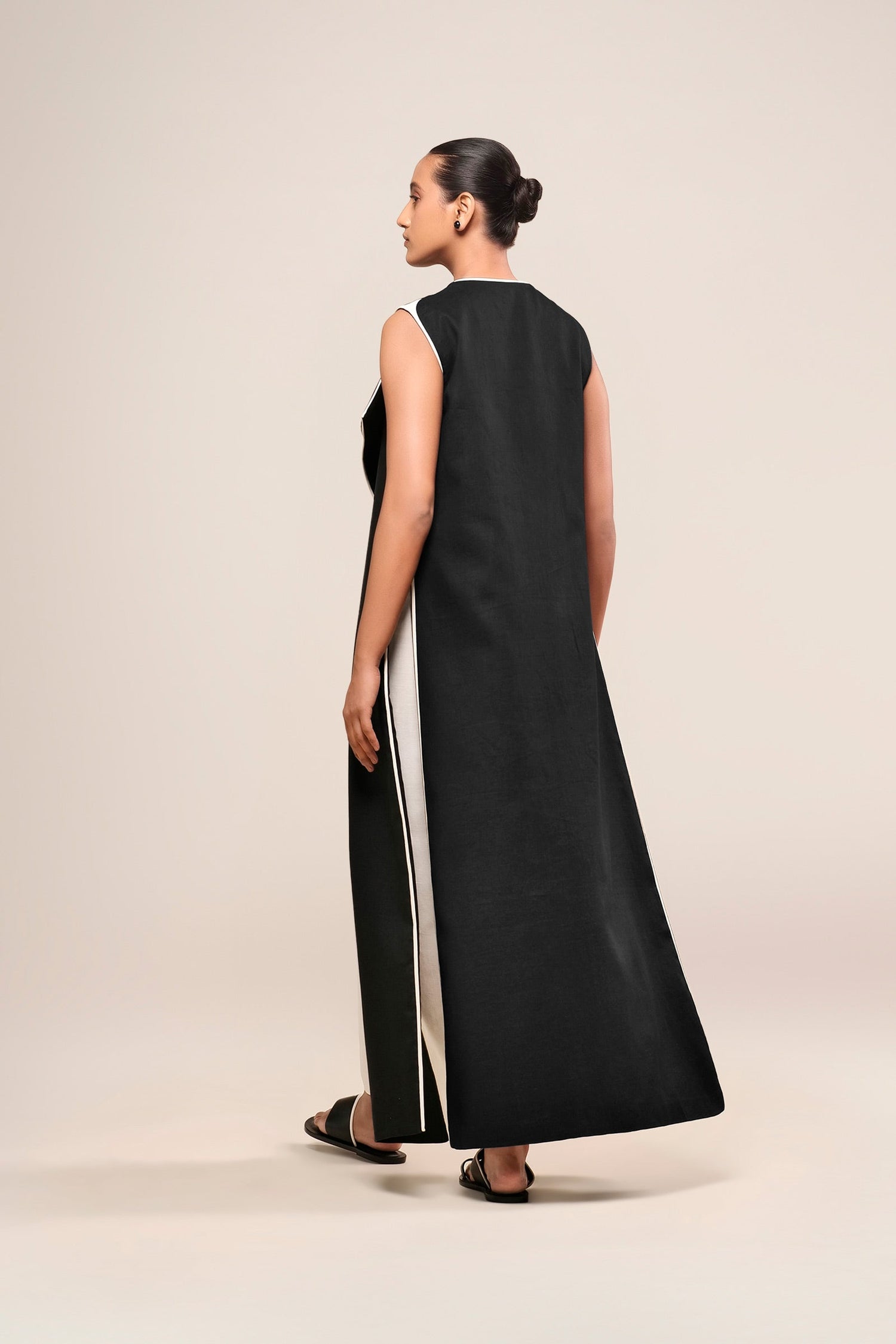 Linen Nuria Jacket – Black