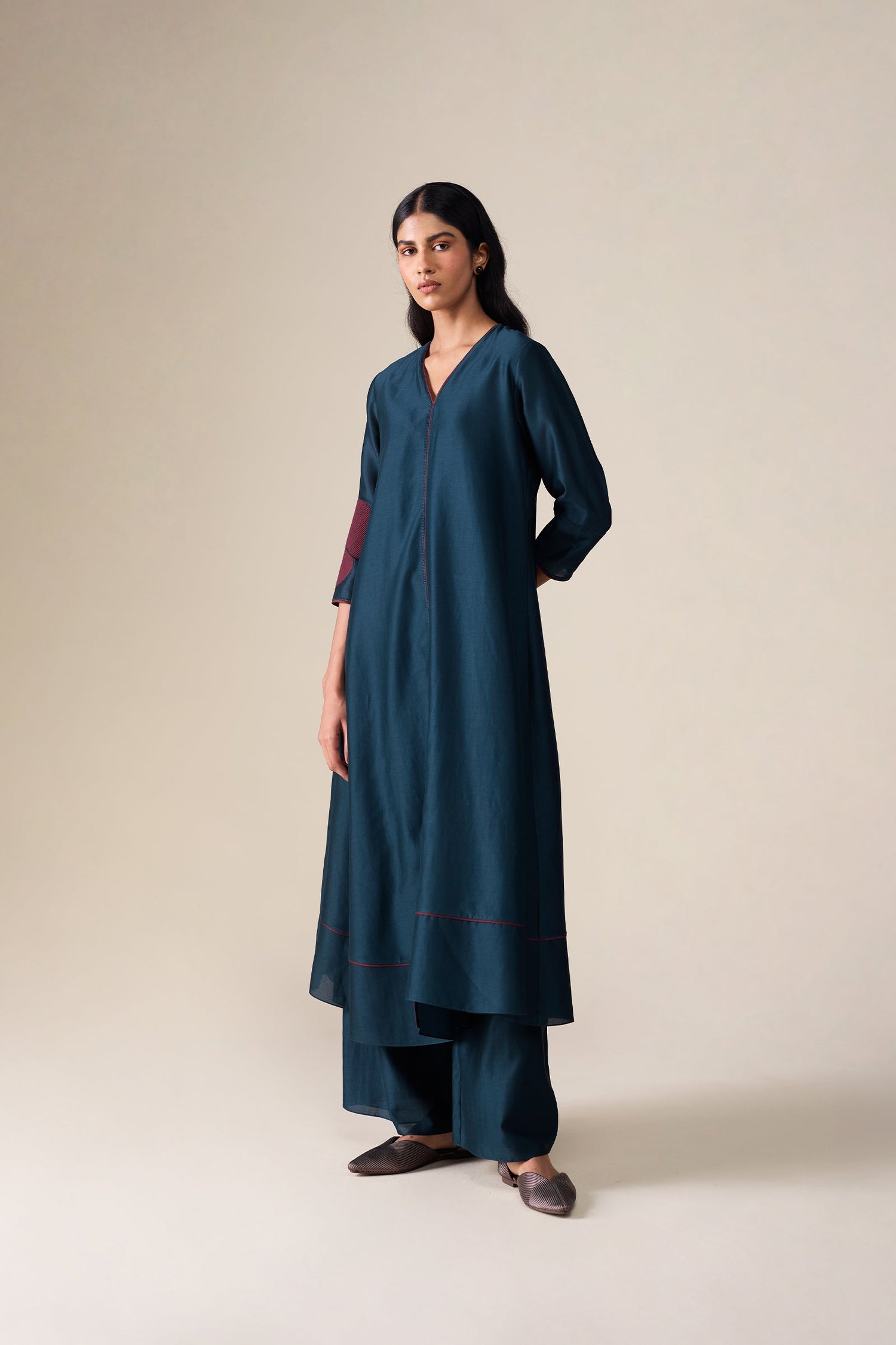  Chanderi Milap Kurta Set – Black