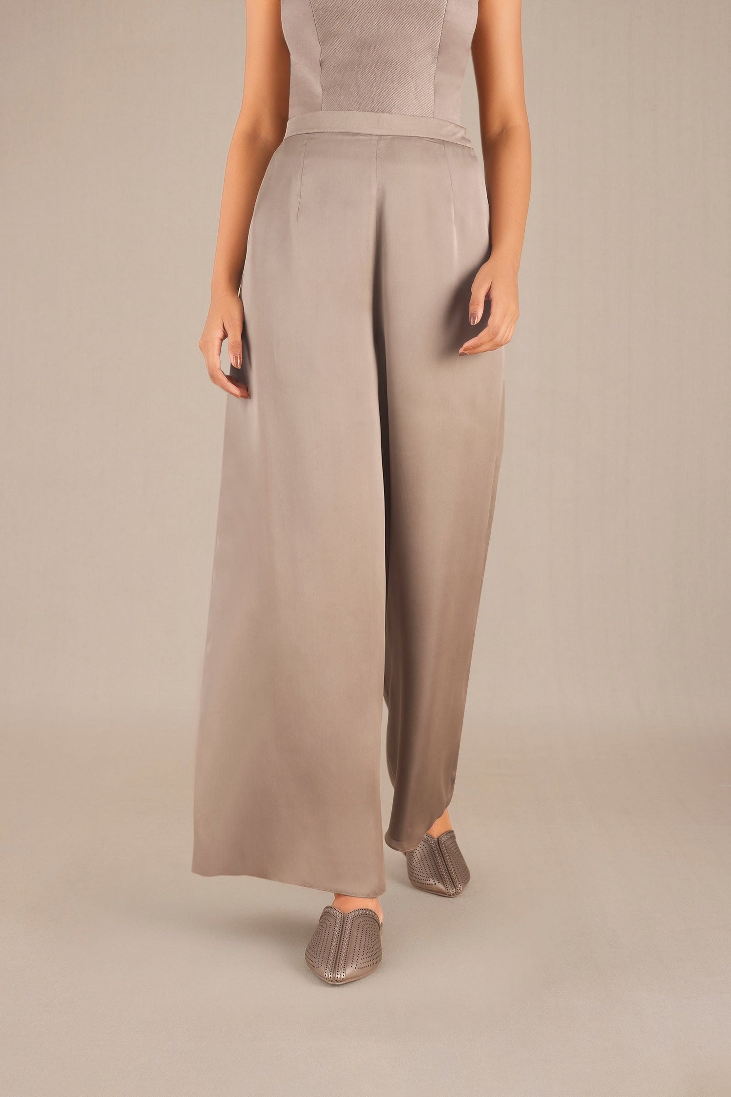 Effat Jacket Set - Metallic Silver 