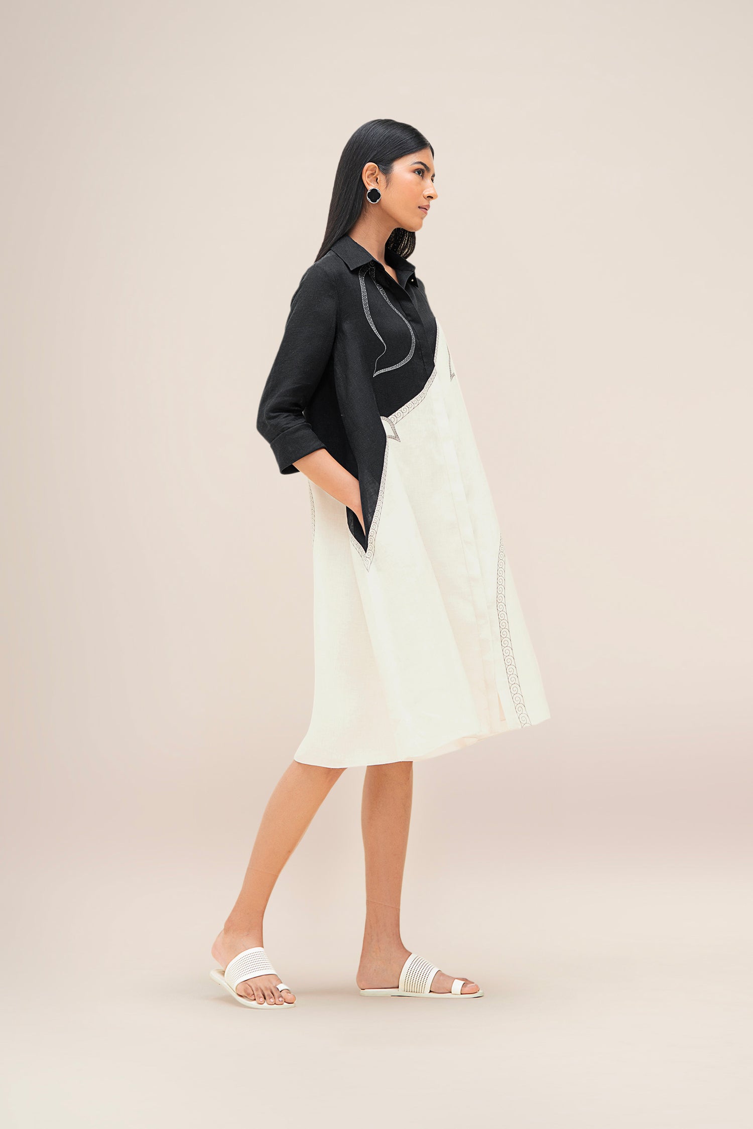  Linen Lark Dress – Black