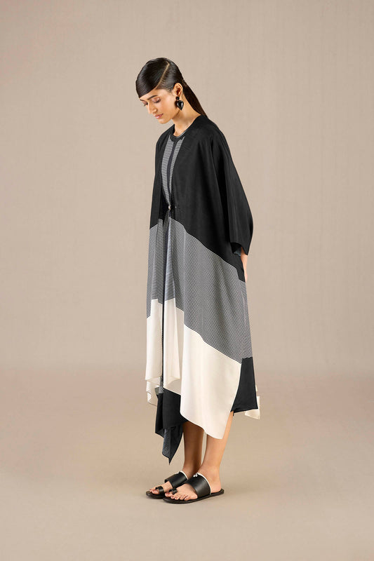 Silk Riha Cape Set – Black
