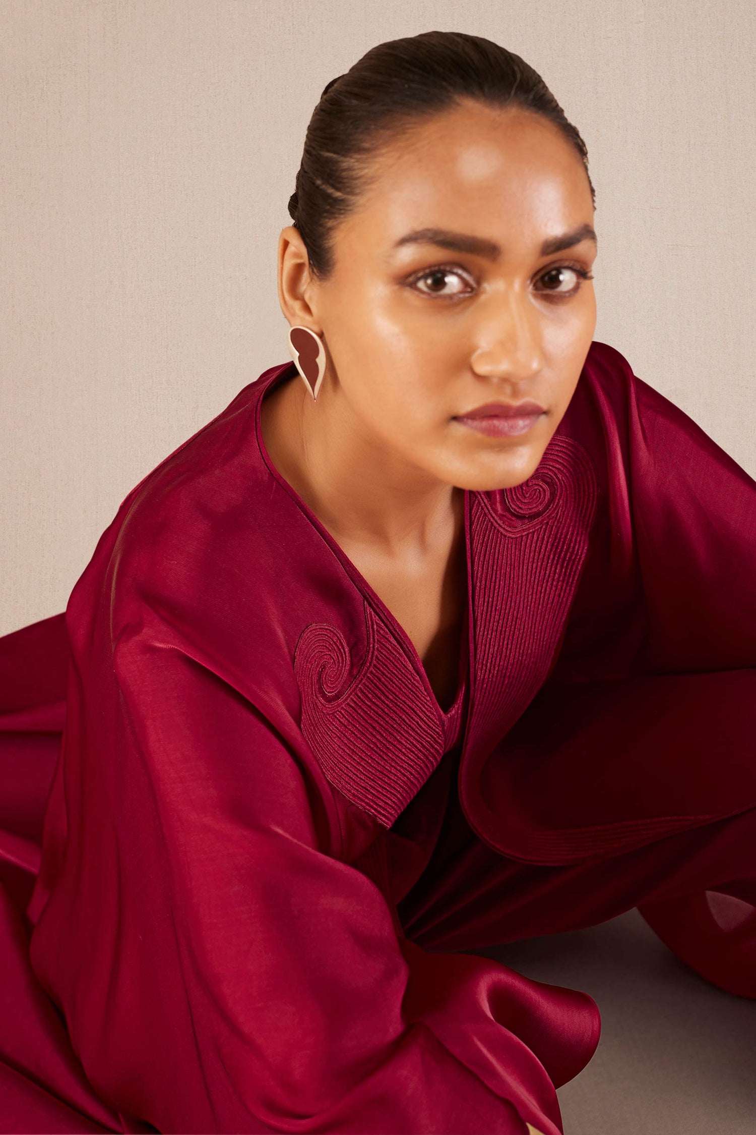 Nyra Cape Set - Wine 