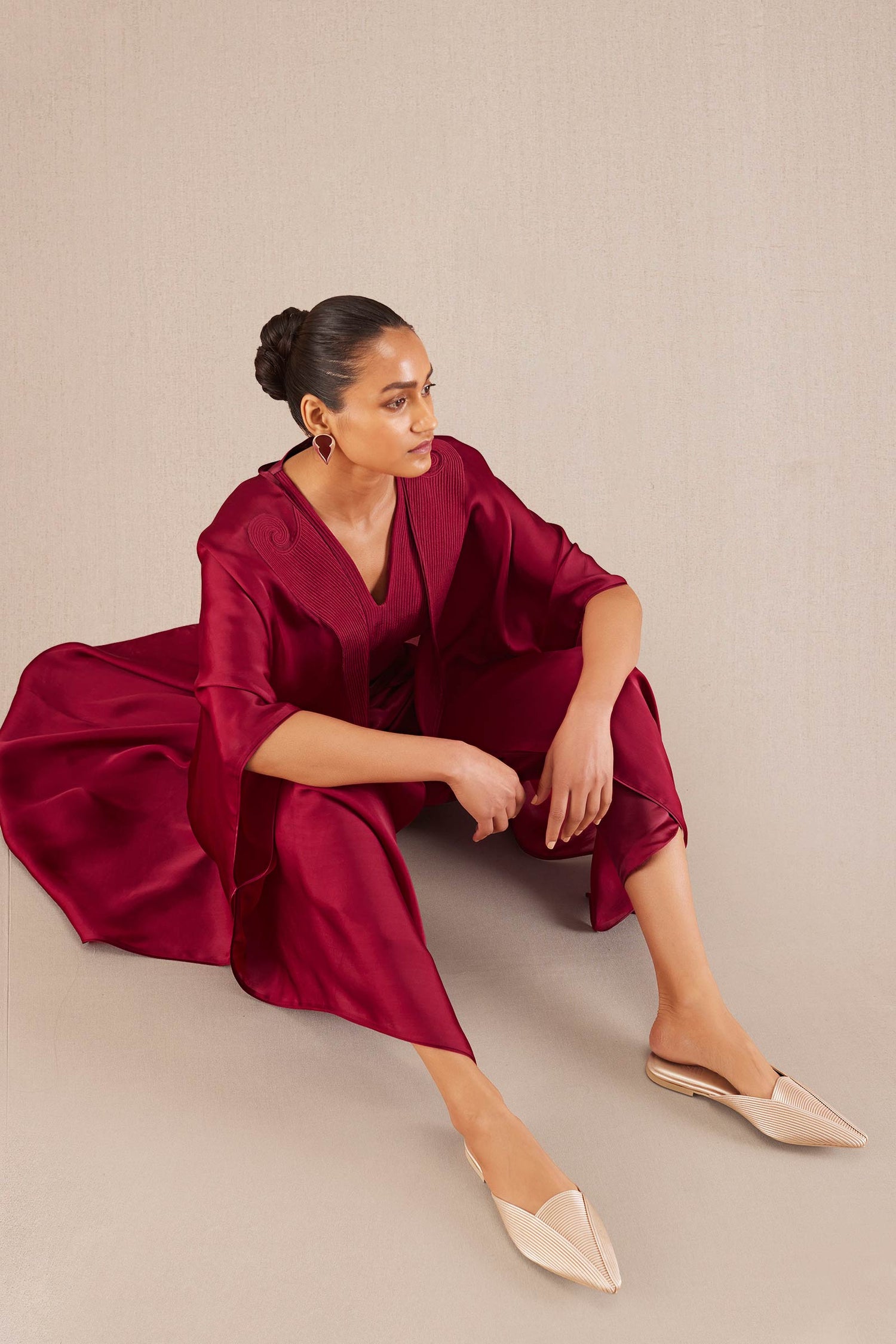 Nyra Cape Set - Wine 